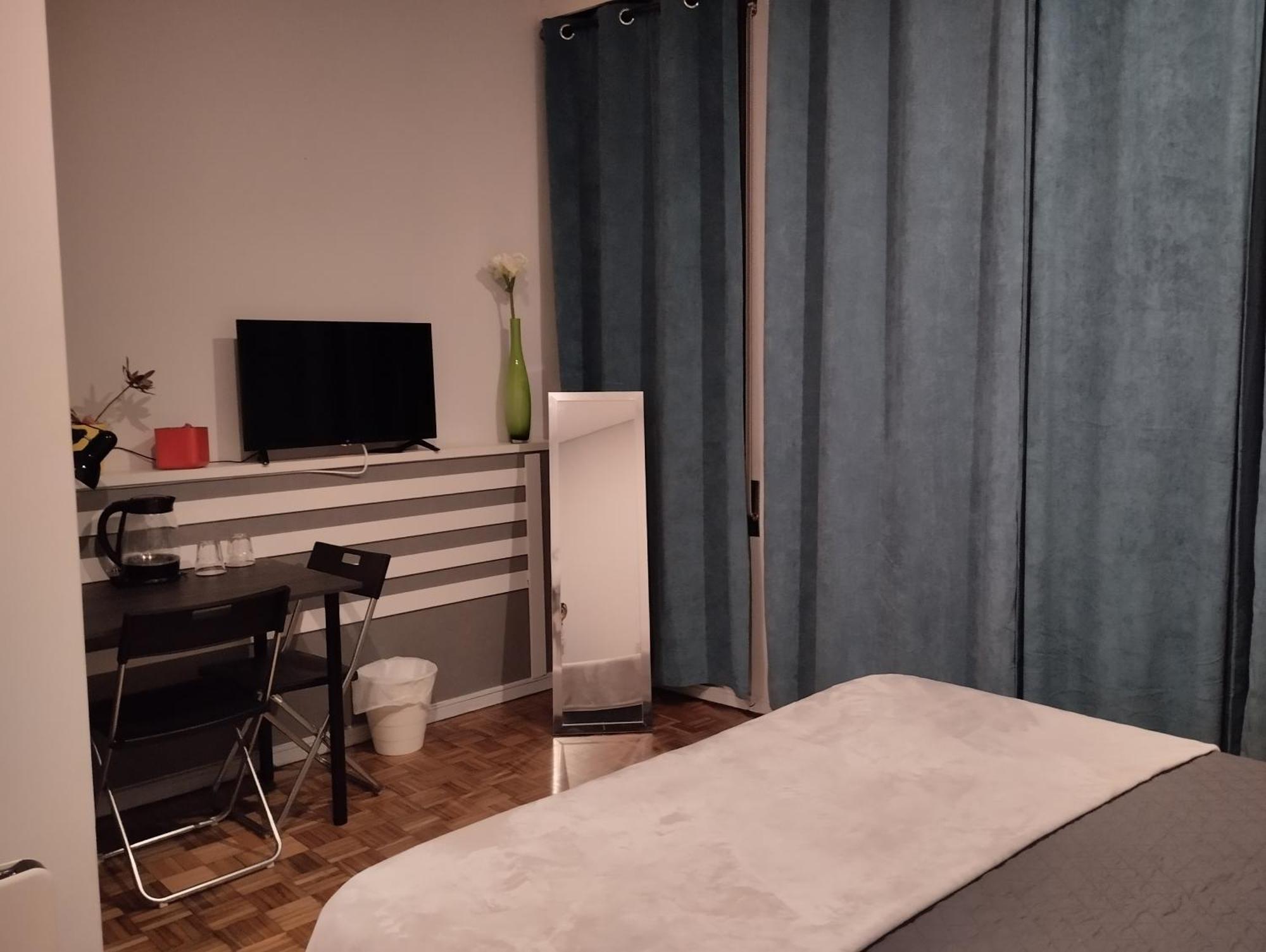 Apartment Suites Room *
